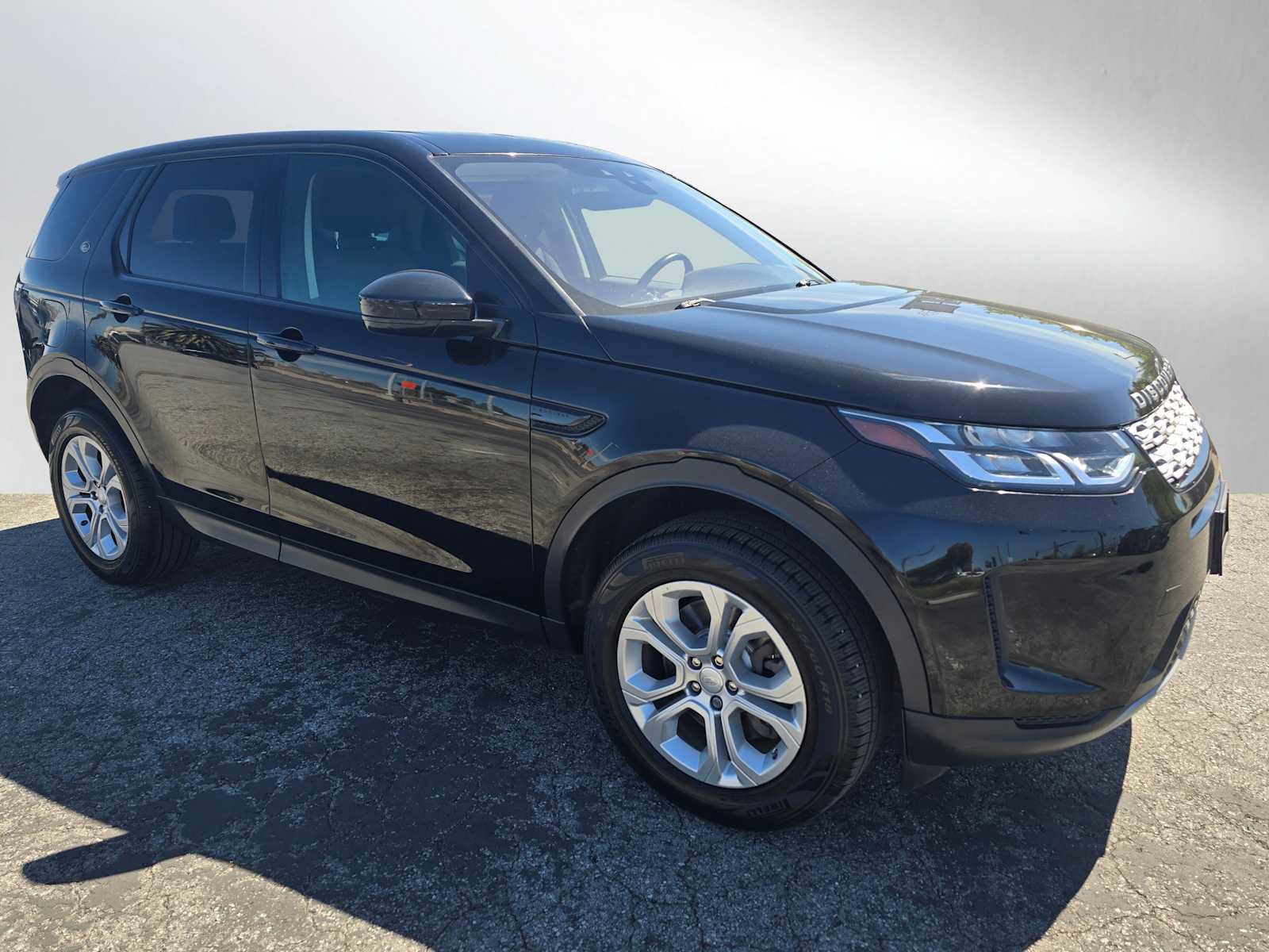 Used 2020 Land Rover Discovery Sport image 7