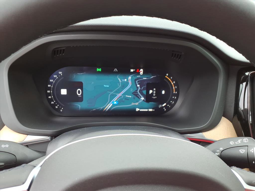 Certified 2026 Volvo XC60 B5 Plus w/ Climate Package AWD/4WD image 17