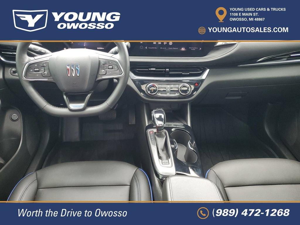 Used 2025 Buick Envista Sport Touring w/ Experience Buick Package FWD image 25