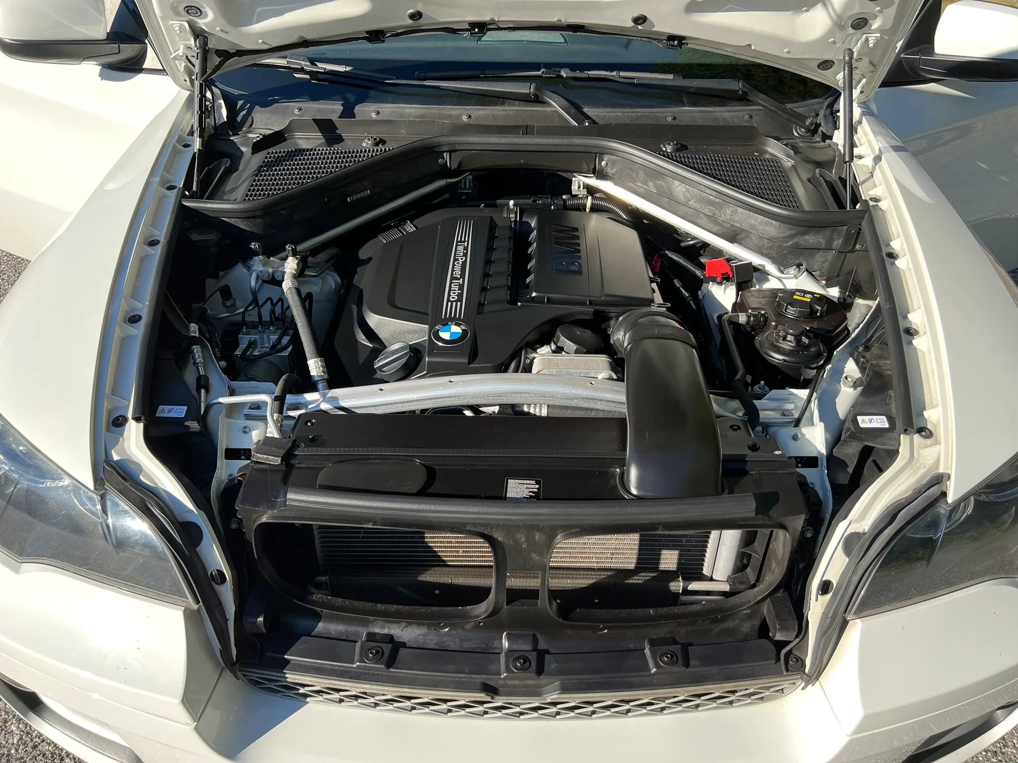 Used 2014 BMW X6 xDrive35i image 21