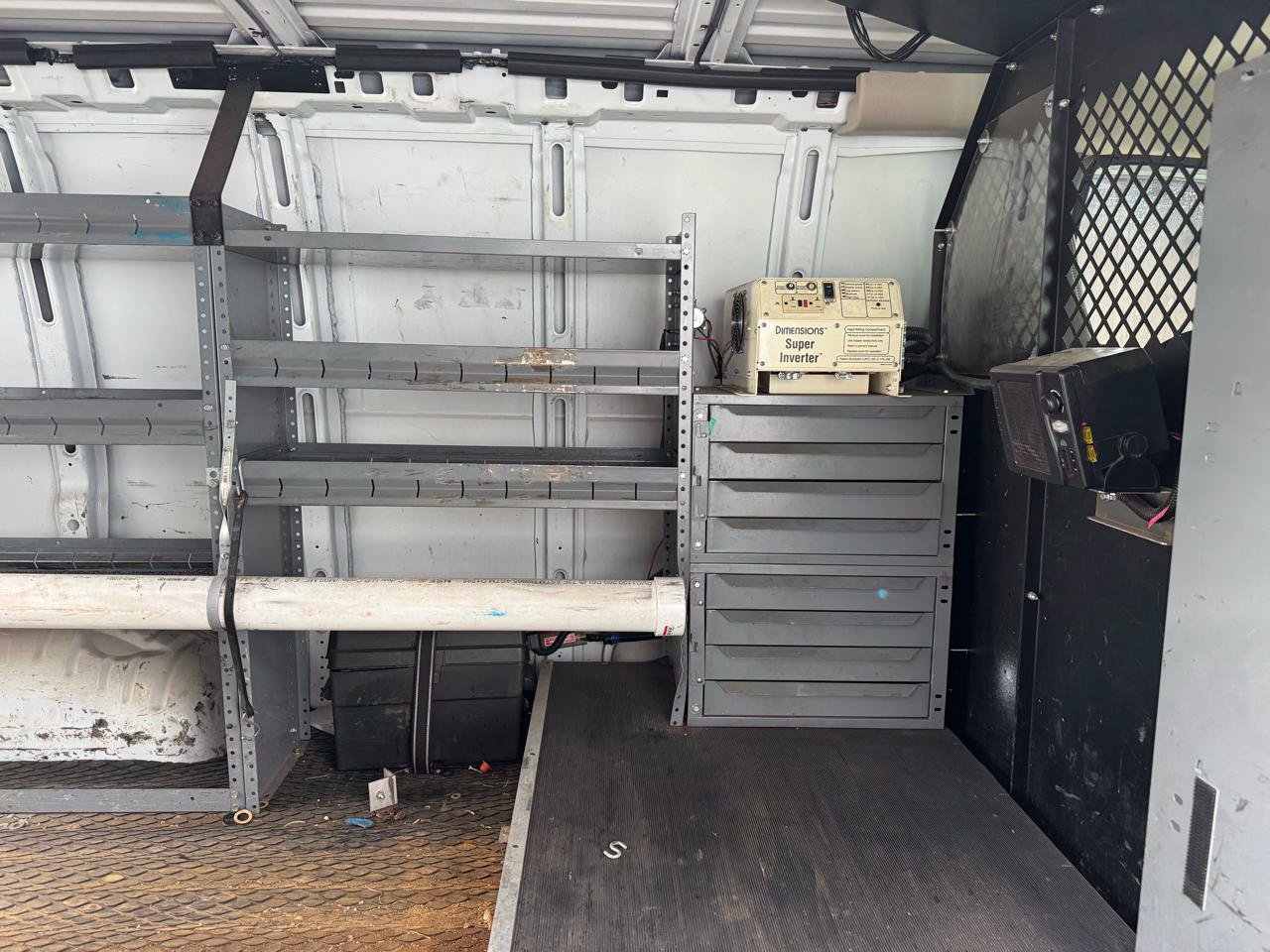 Used 2008 Chevrolet Express 3500 RWD image 14