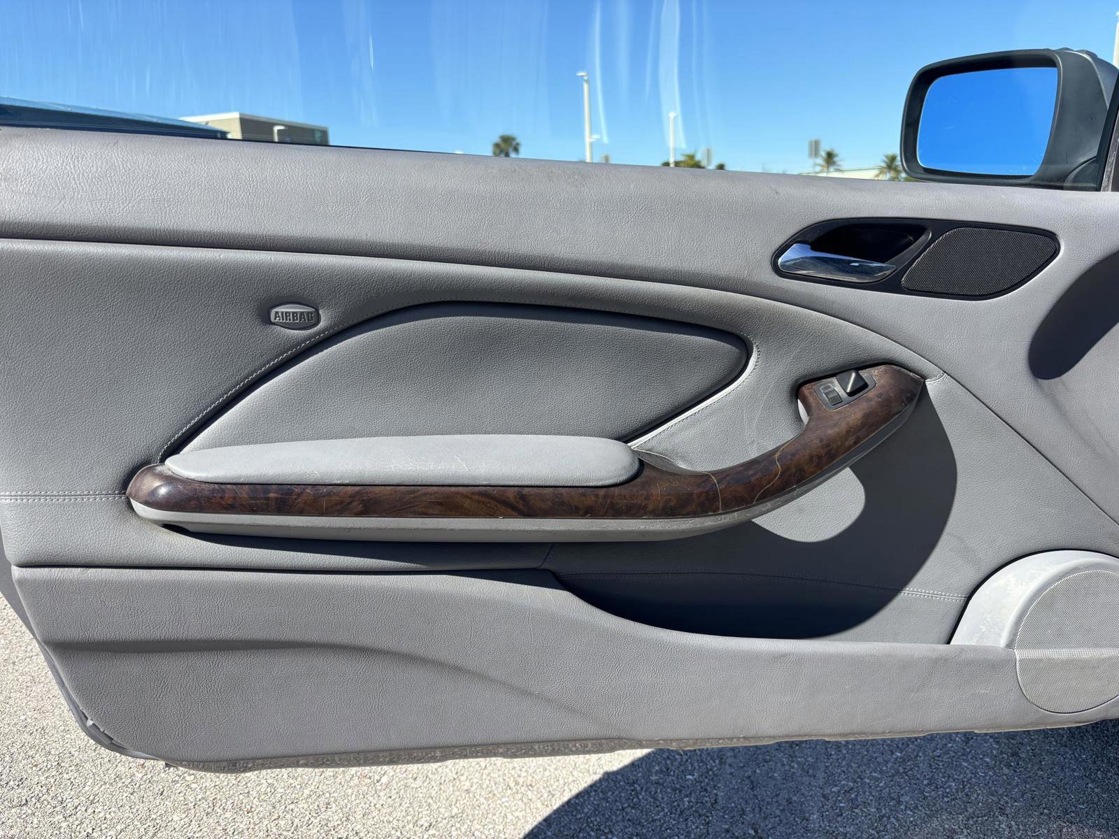 Used 2004 BMW 325Ci Convertible image 22