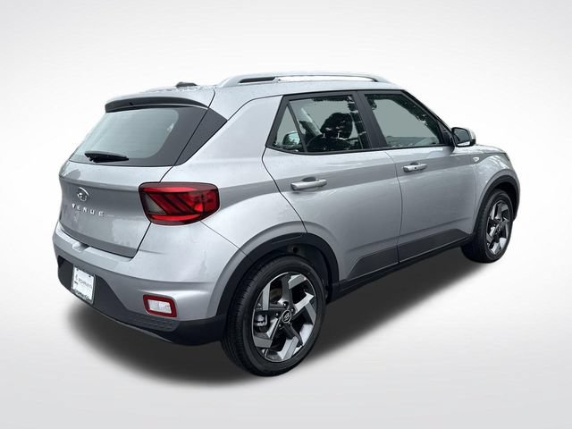 New 2026 Hyundai Venue SEL FWD image 13