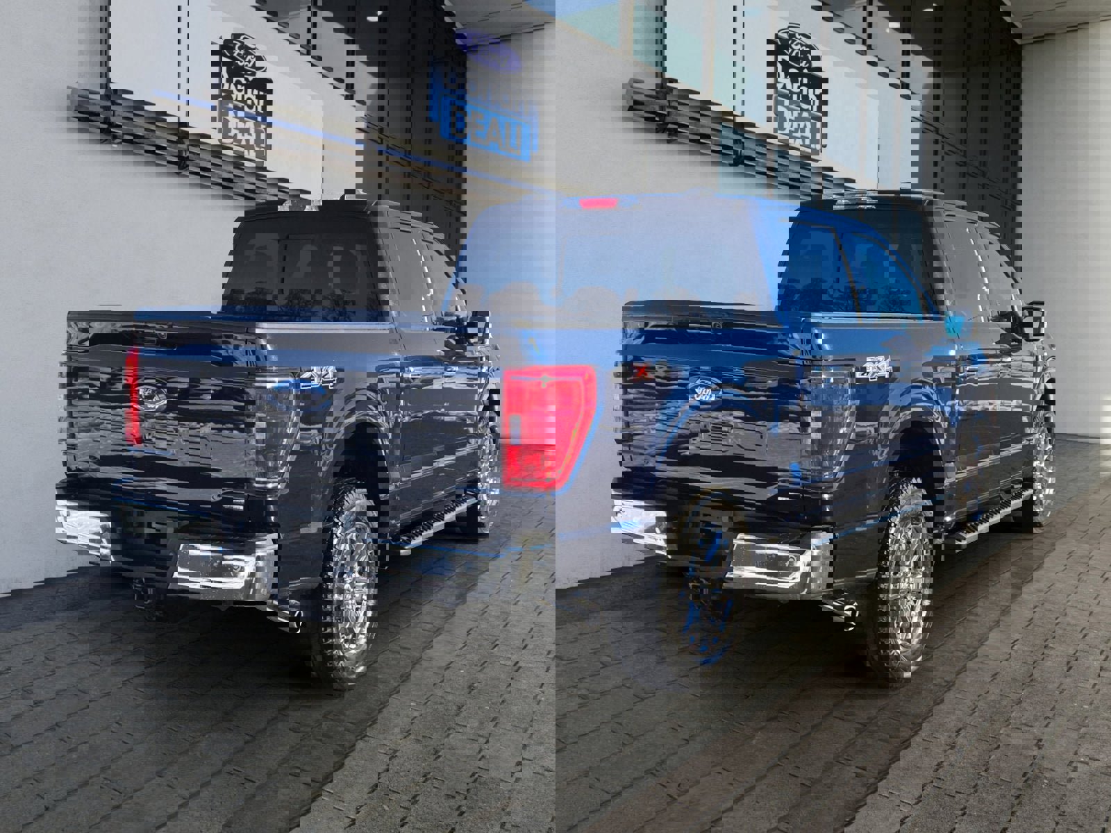 Used 2023 Ford F150 XLT w/ Equipment Group 302A High image 3