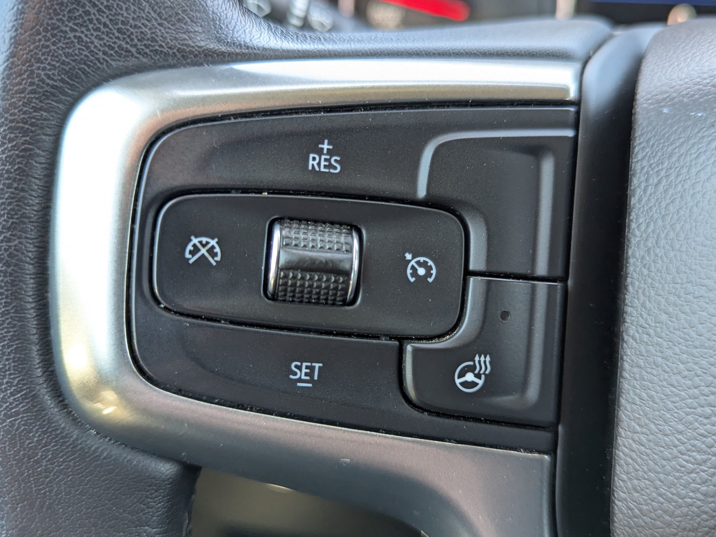 Used 2020 Chevrolet Silverado 1500 LT w/ All-Star Edition AWD/4WD image 15