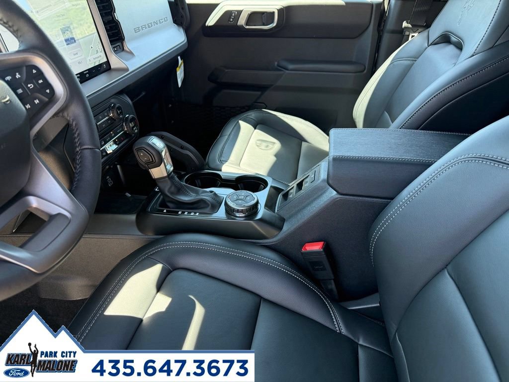 New 2026 Ford Bronco Outer Banks w/ Sasquatch Package AWD/4WD image 21