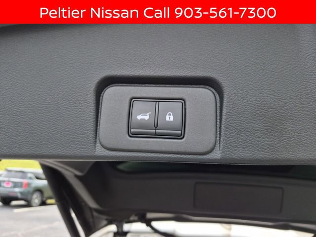 Certified 2025 Nissan Rogue SL image 10