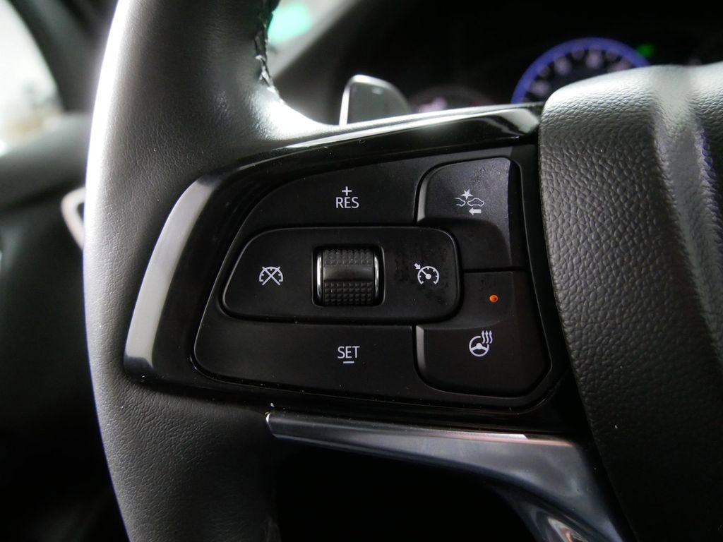 Used 2024 Buick Enclave Avenir w/ Avenir Technology Package image 25