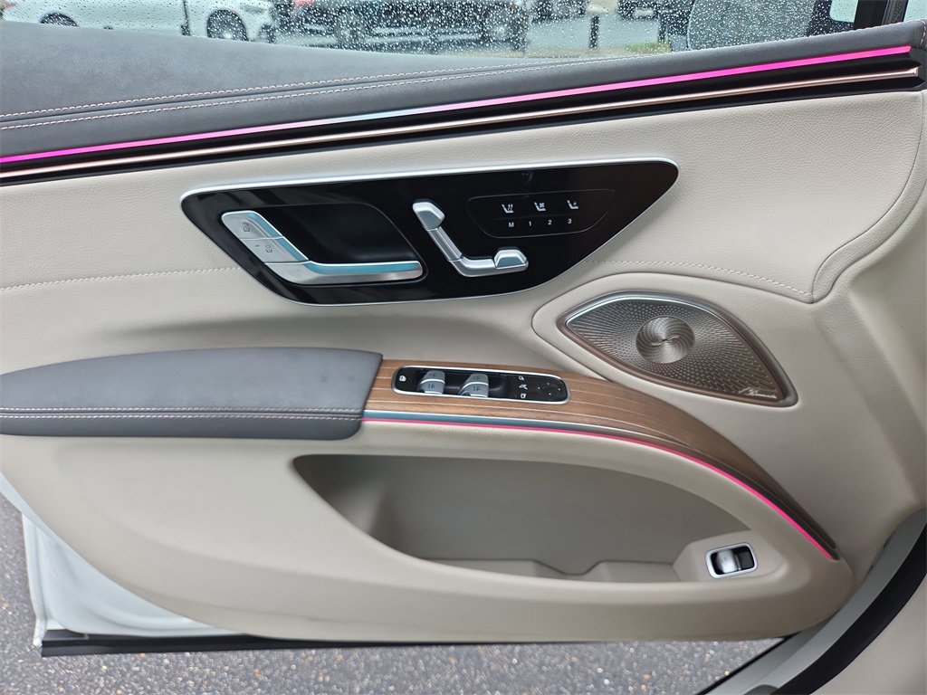 Certified 2023 Mercedes-Benz EQS 580 4MATIC Sedan image 20