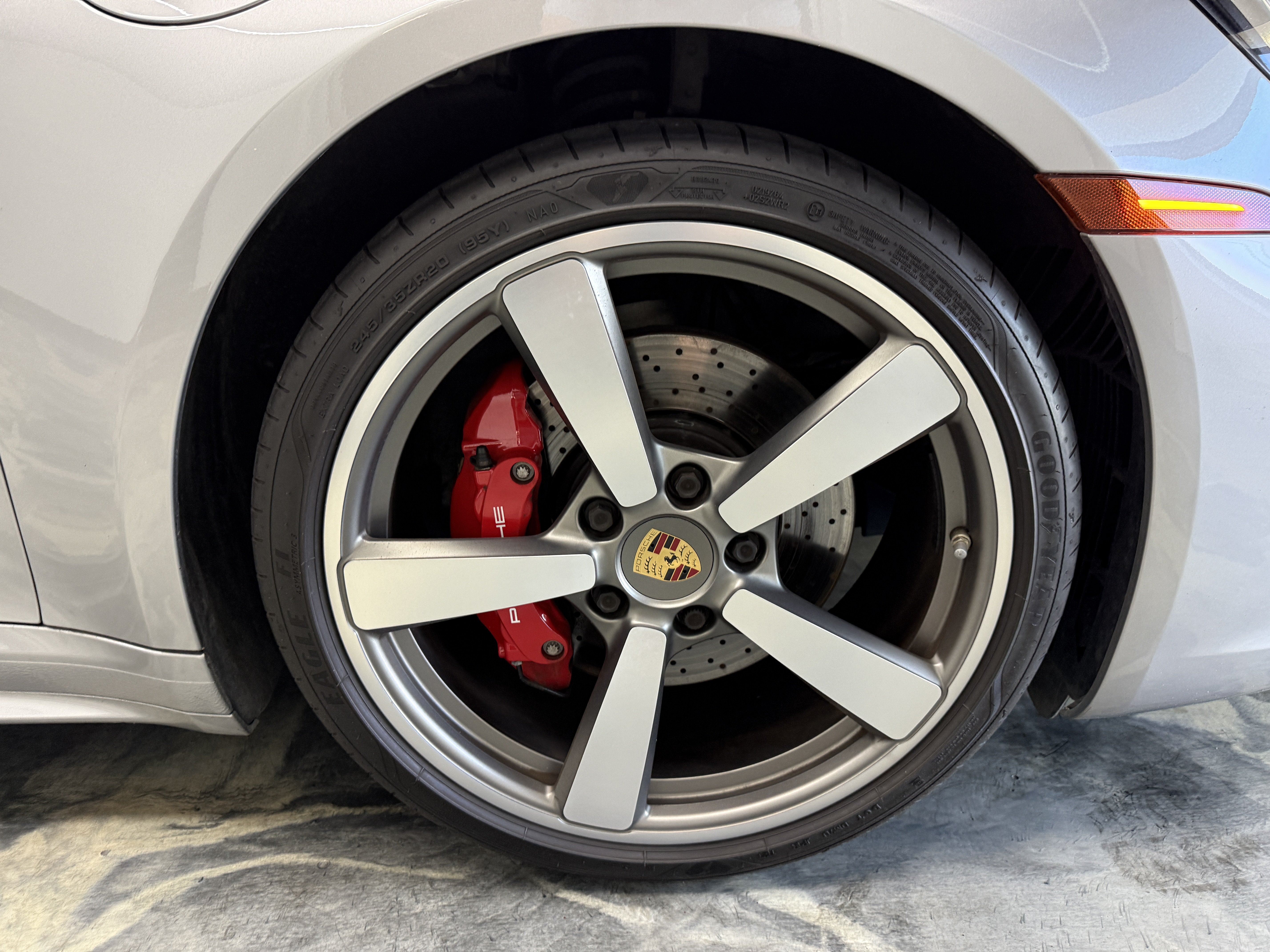 Used 2021 Porsche 911 Targa 4S AWD/4WD image 37
