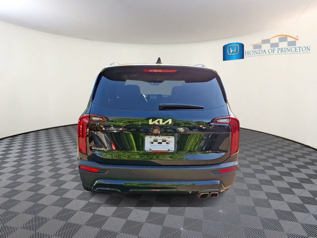 Used 2022 Kia Telluride EX w/ EX Premium Package AWD/4WD image 5