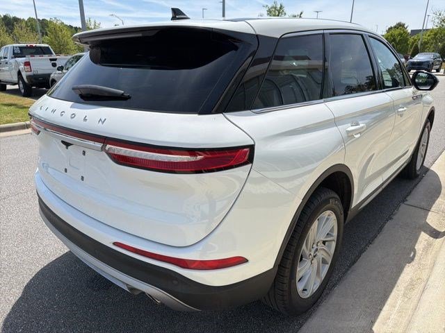 Used 2024 Lincoln Corsair AWD image 5