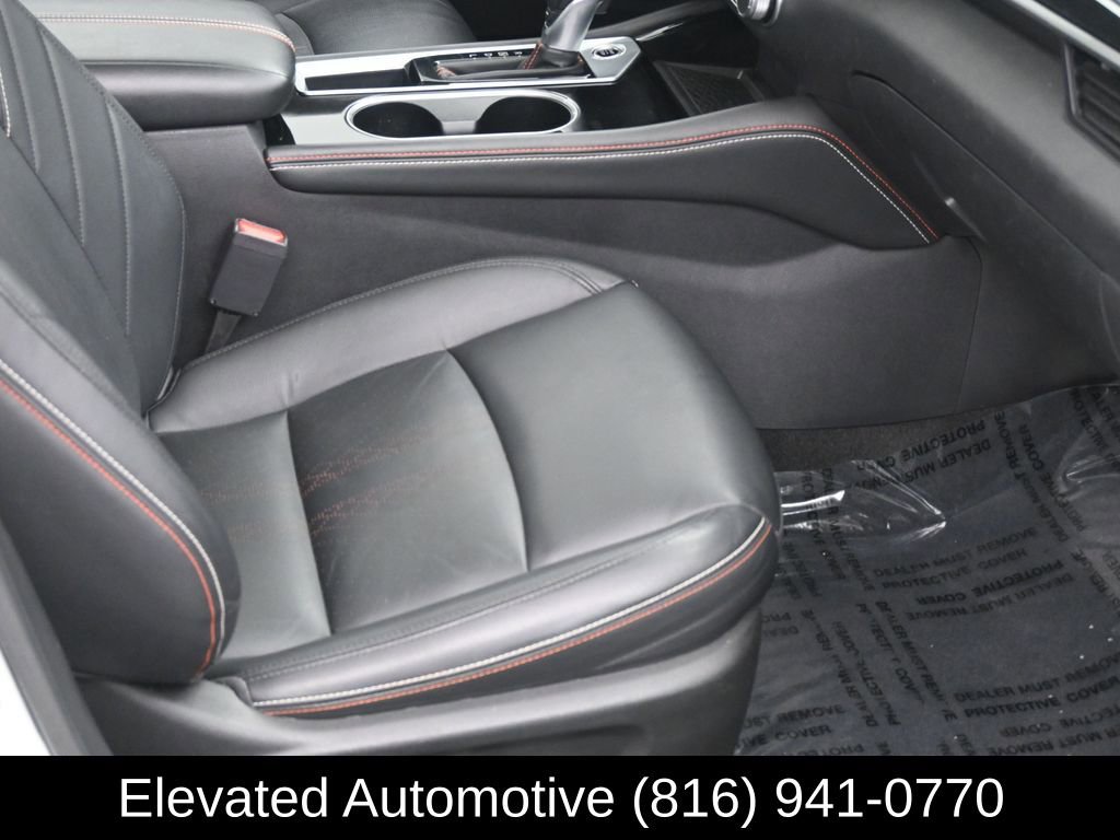 Used 2023 Nissan Altima 2.5 SR w/ SR Premium Package image 7