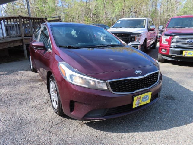 Used 2017 Kia Forte LX image 4