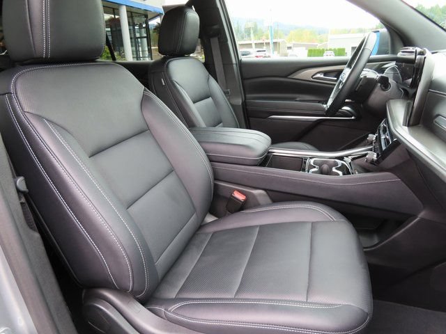 Used 2025 Chevrolet Traverse LT AWD/4WD image 37