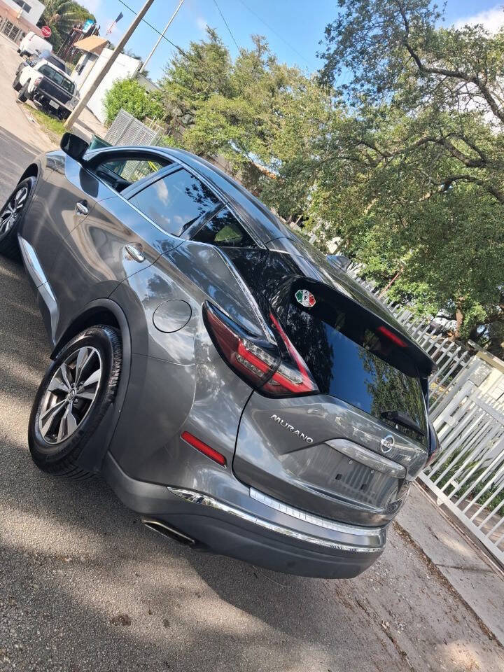 Used 2019 Nissan Murano SV w/ Cargo Package FWD image 3