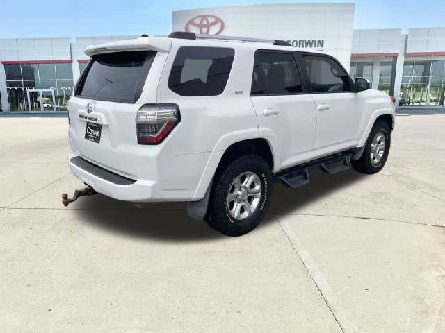 Used 2021 Toyota 4Runner SR5 AWD/4WD image 6