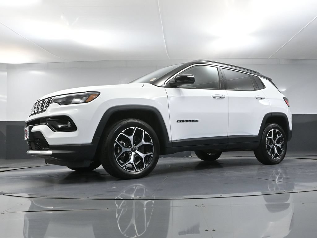 Used 2026 Jeep Compass Limited AWD/4WD image 46