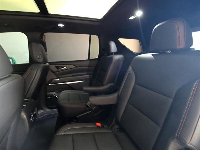 Used 2026 Chevrolet Traverse Z71 w/ Enhanced Driving Package AWD/4WD image 15