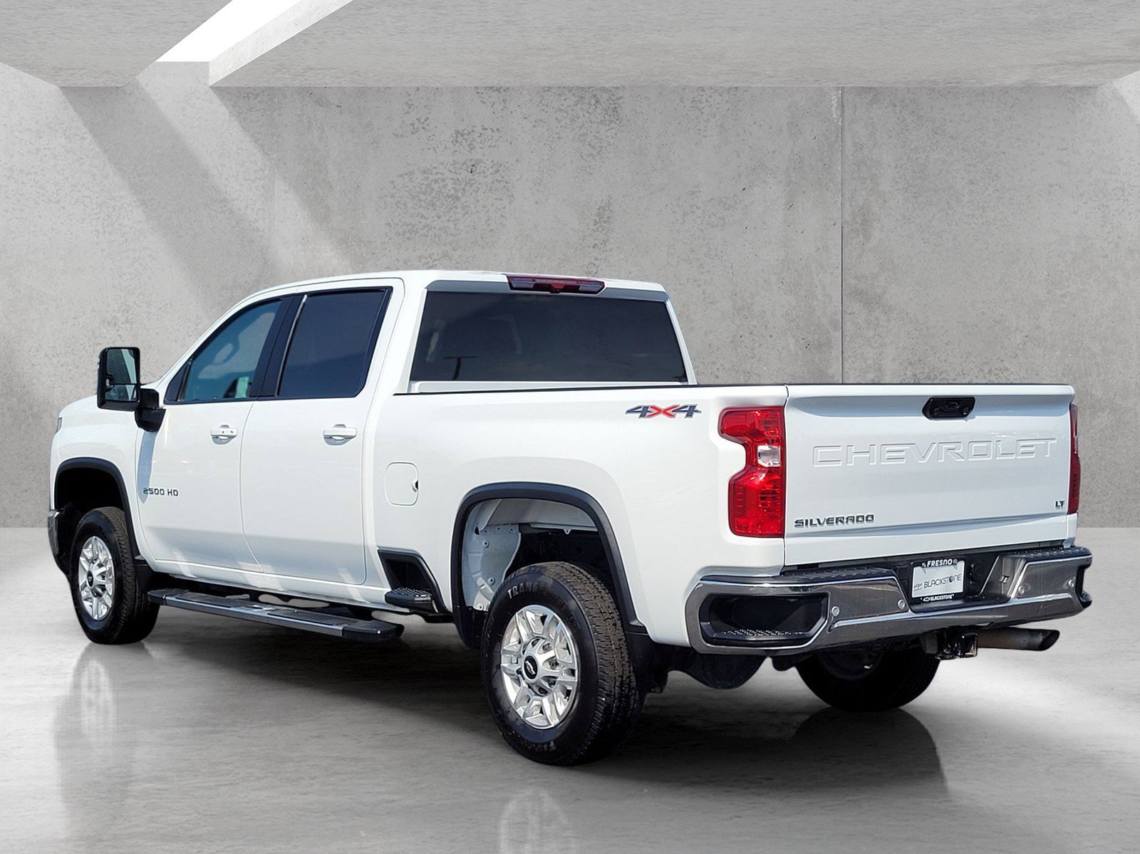 Used 2025 Chevrolet Silverado 2500 LT w/ Safety Package AWD/4WD image 7
