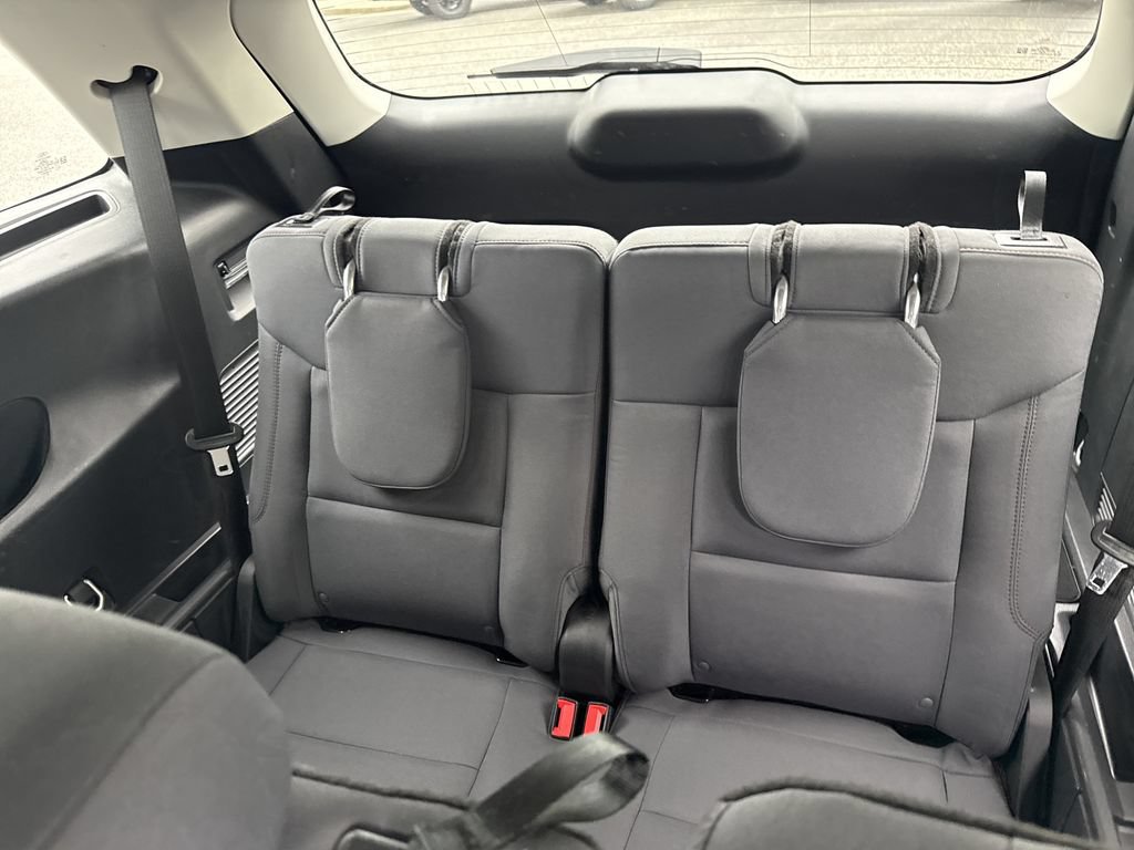 Used 2025 Ford Explorer Active AWD/4WD image 22