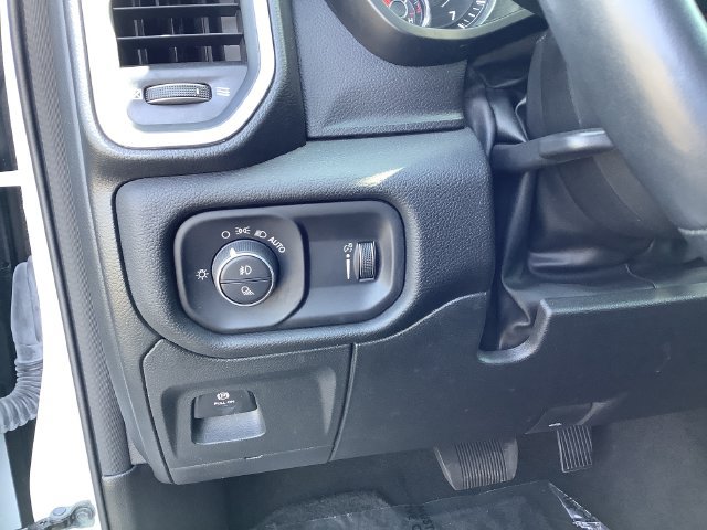 Used 2023 RAM 1500 Big Horn AWD/4WD image 15