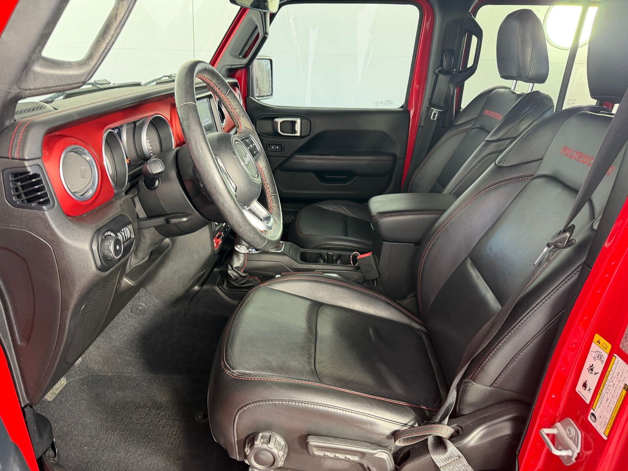 Used 2018 Jeep Wrangler Unlimited Rubicon AWD/4WD image 5