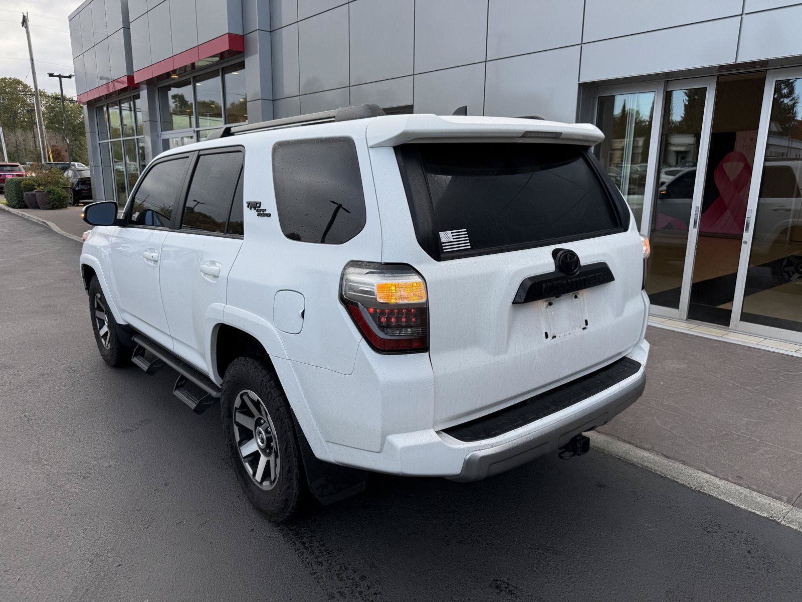 Used 2024 Toyota 4Runner TRD Off-Road Premium w/ Off Road Premium Plus Package AWD/4WD image 3