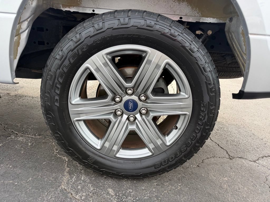 Used 2016 Ford F150 XLT w/ Equipment Group 302A Luxury RWD image 21