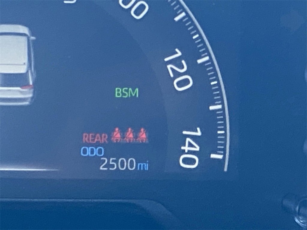 Certified 2025 Toyota RAV4 XLE image 33