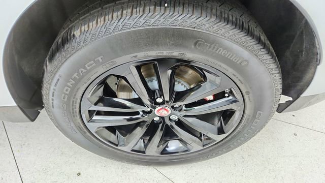 Used 2021 Jaguar F-PACE S image 57