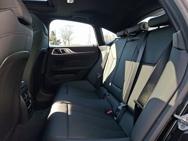 New 2026 BMW i4 xDrive40i image 9