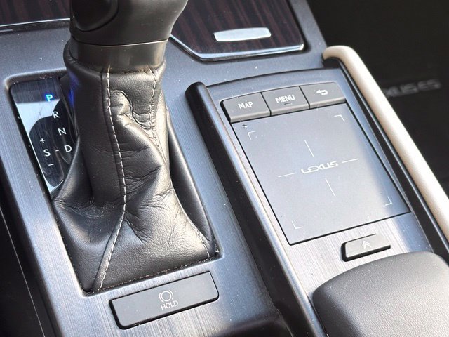 Used 2021 Lexus ES 350 Ultra Luxury w/ Accessory Package FWD image 23