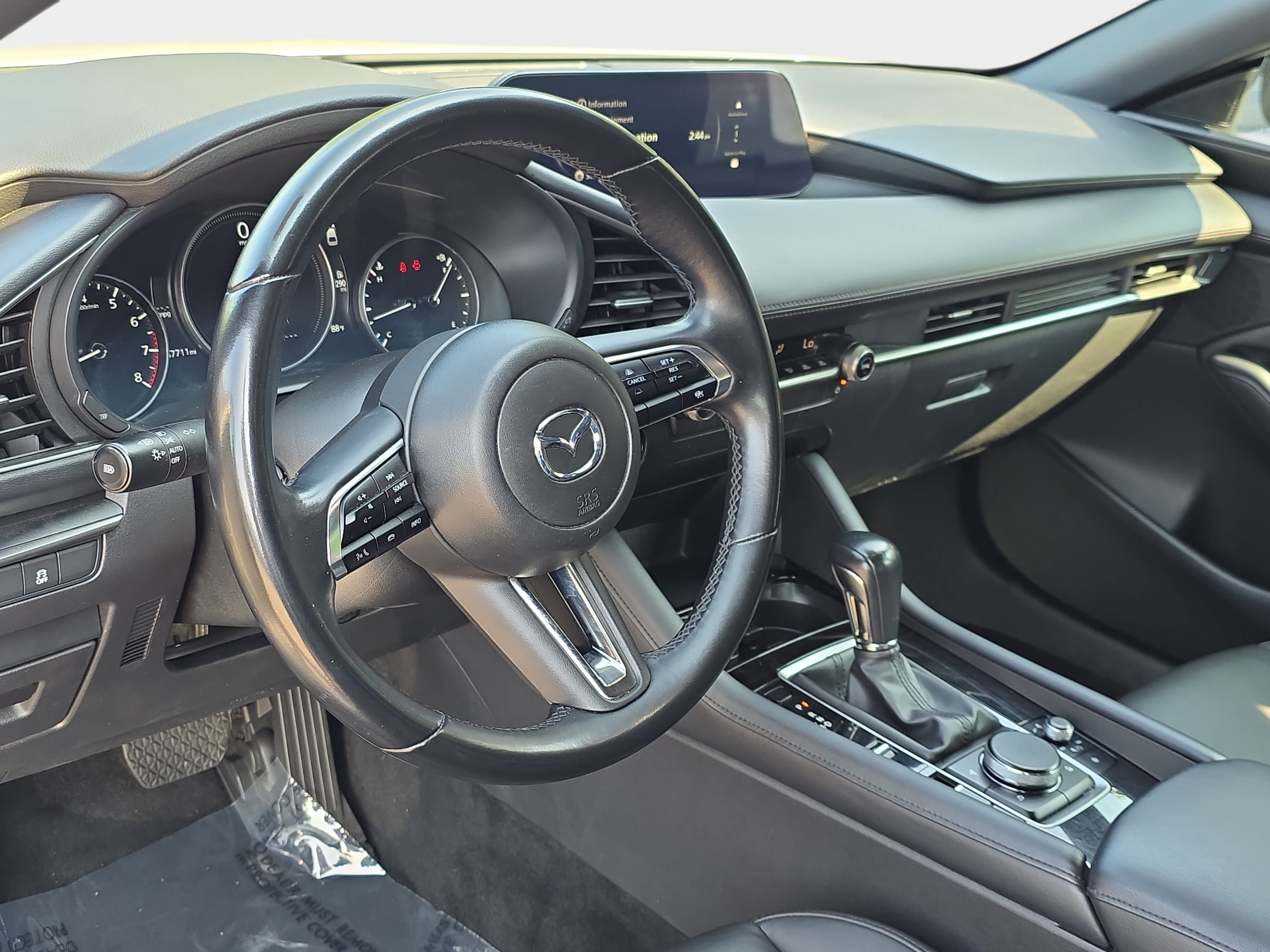 Used 2024 MAZDA MAZDA3 s FWD image 14