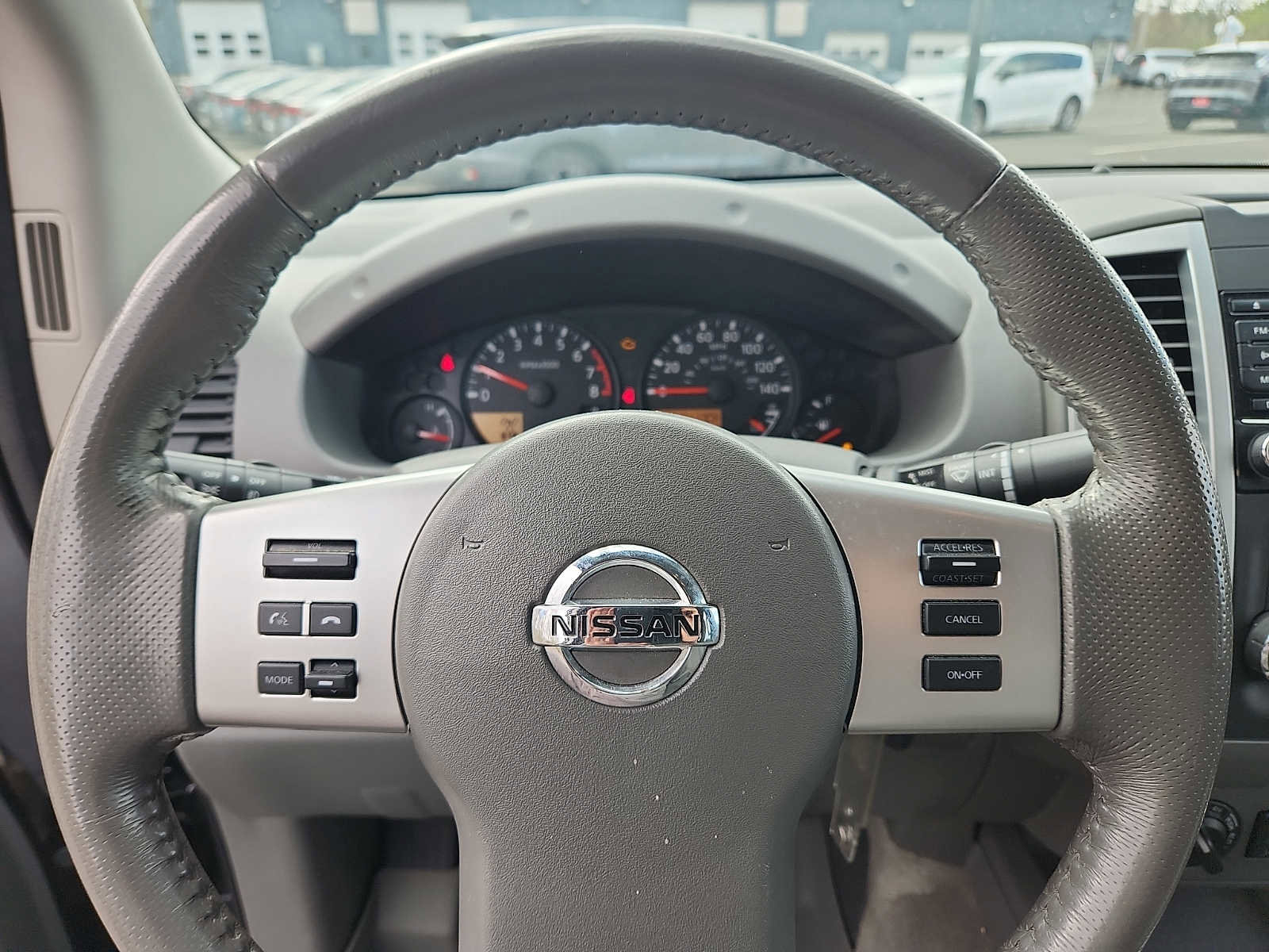 Used 2018 Nissan Frontier SV w/ Value Truck Package AWD/4WD image 18