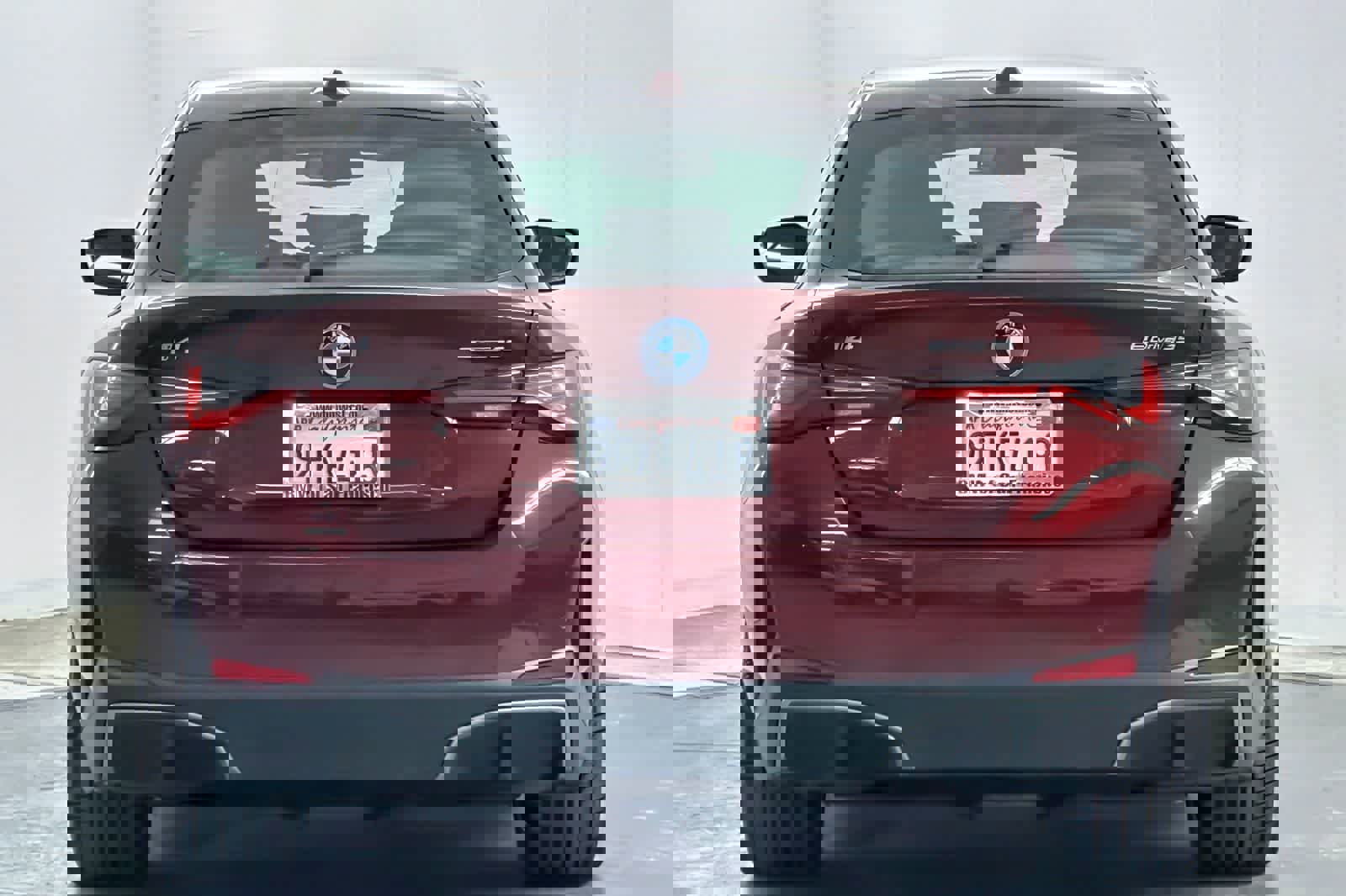 Used 2023 BMW i4 eDrive35 image 7