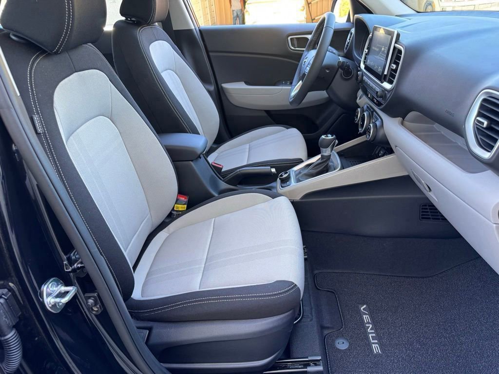 New 2026 Hyundai Venue SEL image 17