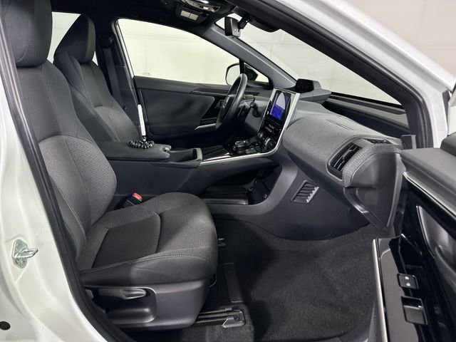 Used 2023 Subaru Solterra AWD image 28