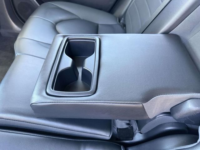 Used 2023 Toyota Highlander XLE image 11