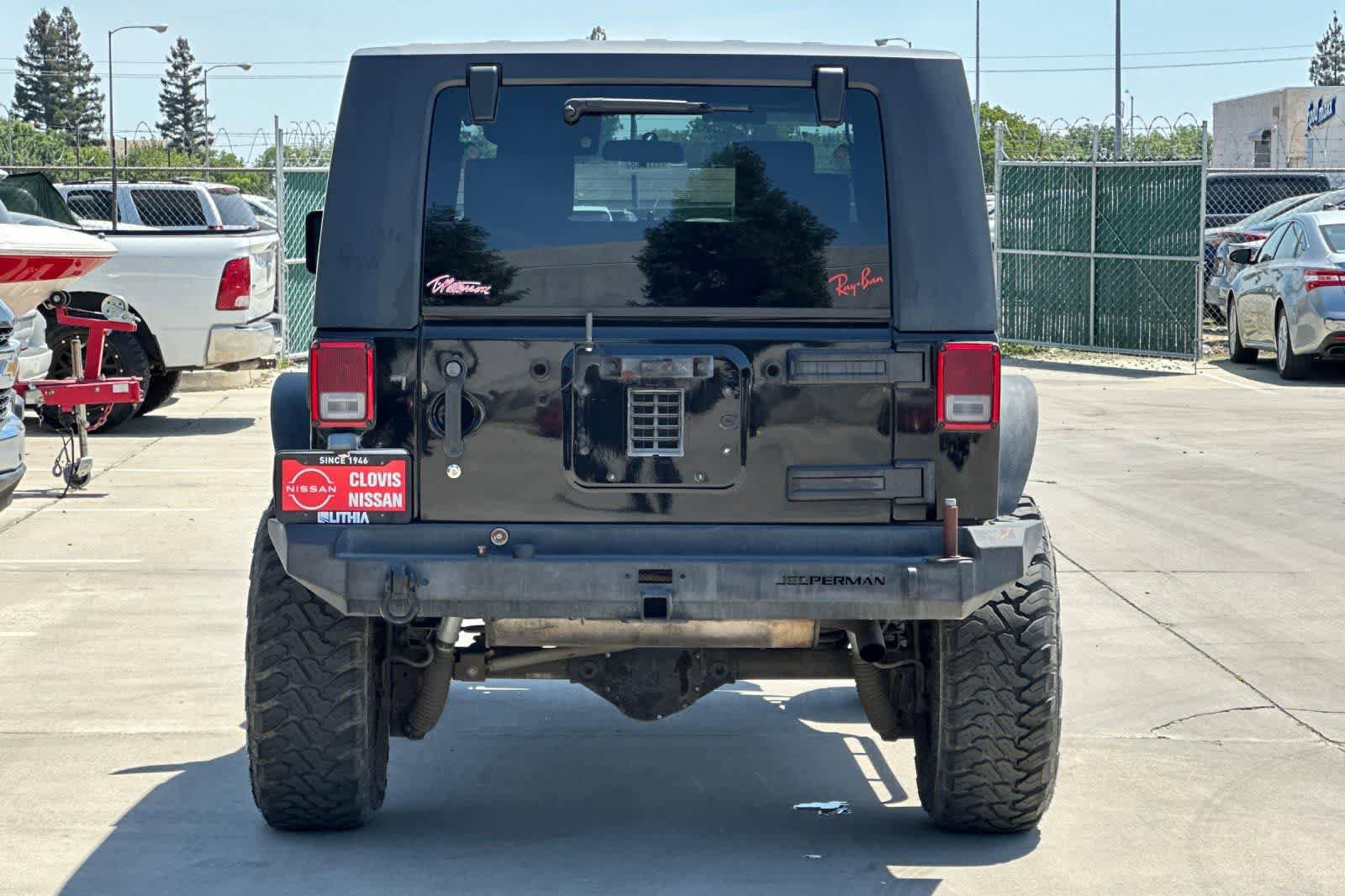 Used 2007 Jeep Wrangler Rubicon w/ Dual Top Group AWD/4WD image 7