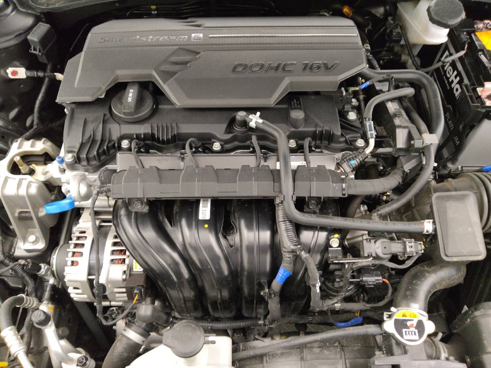 Used 2025 Hyundai Elantra Sport FWD image 30