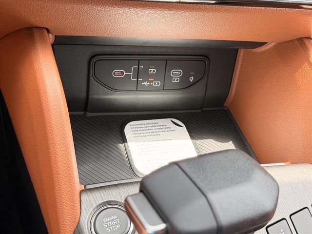 New 2026 Kia Sportage X-Line w/ X-Line Technology Package AWD/4WD image 22