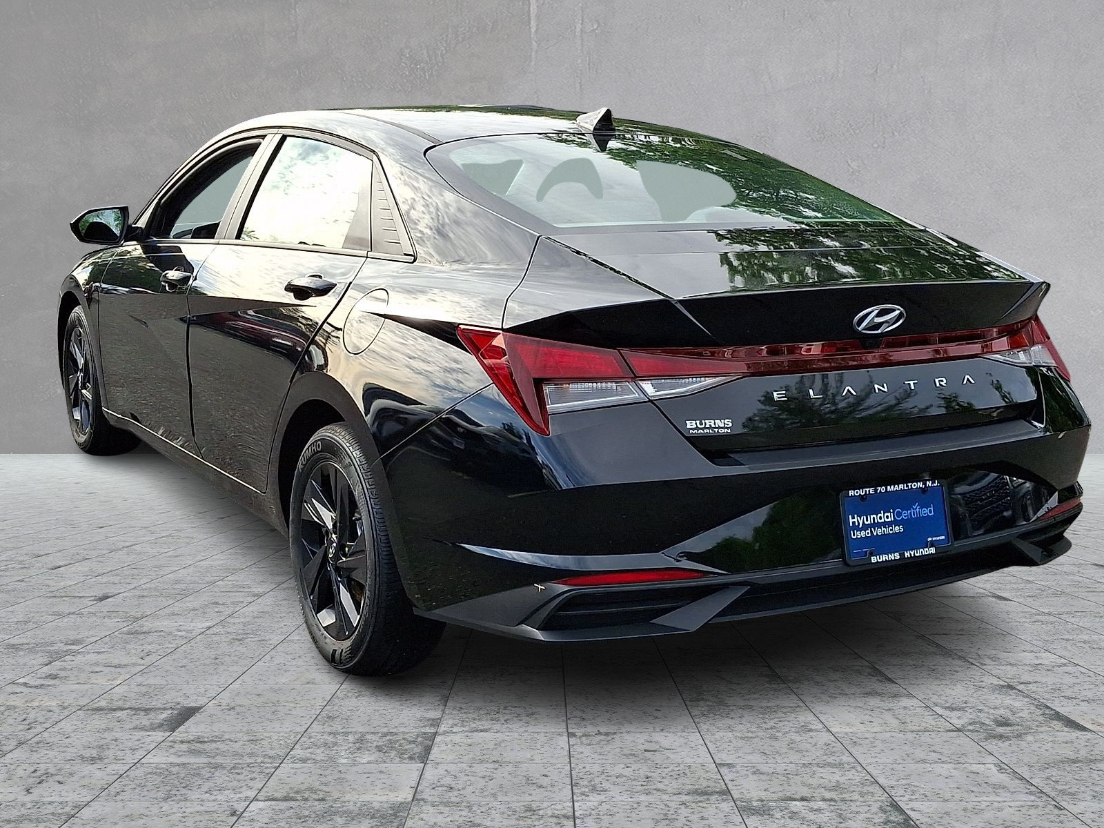 Certified 2023 Hyundai Elantra SEL FWD image 6
