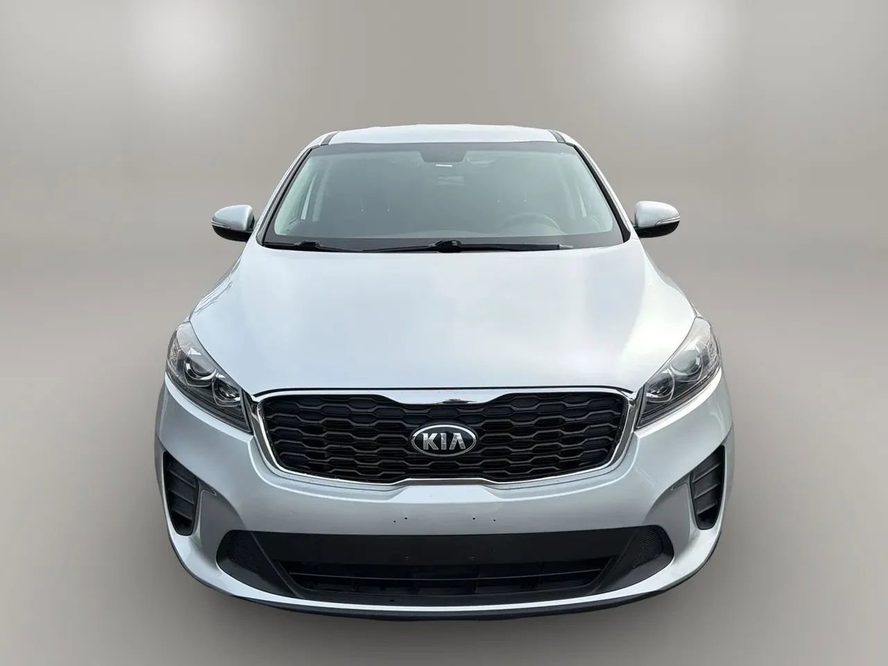 Used 2019 Kia Sorento L image 2