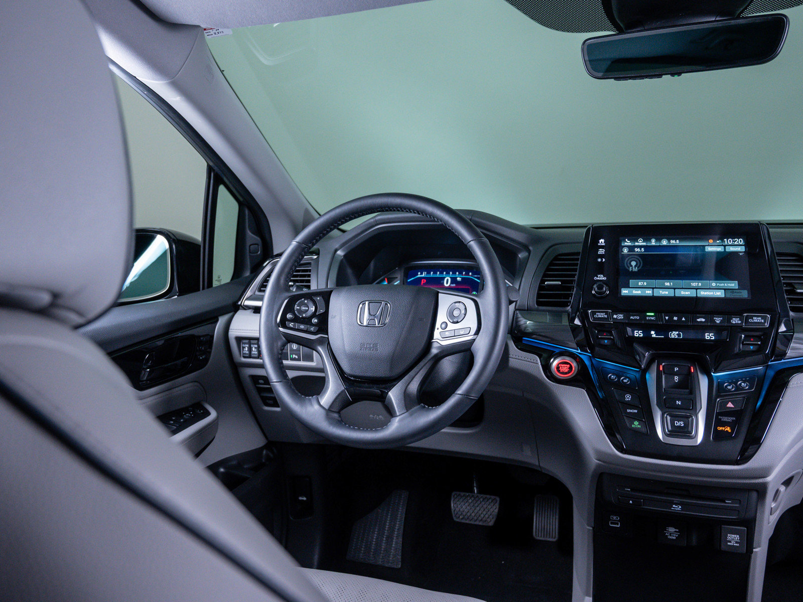 Used 2023 Honda Odyssey Elite image 14