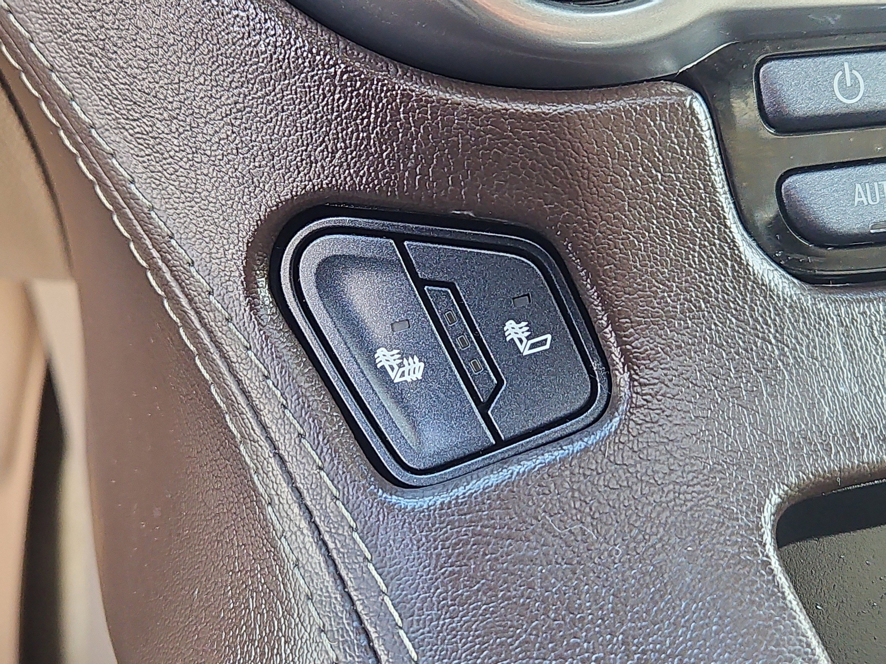 Used 2017 Chevrolet Tahoe LT image 16