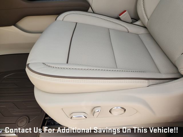 New 2026 GMC Yukon Denali w/ Sun & Power Step Package image 18