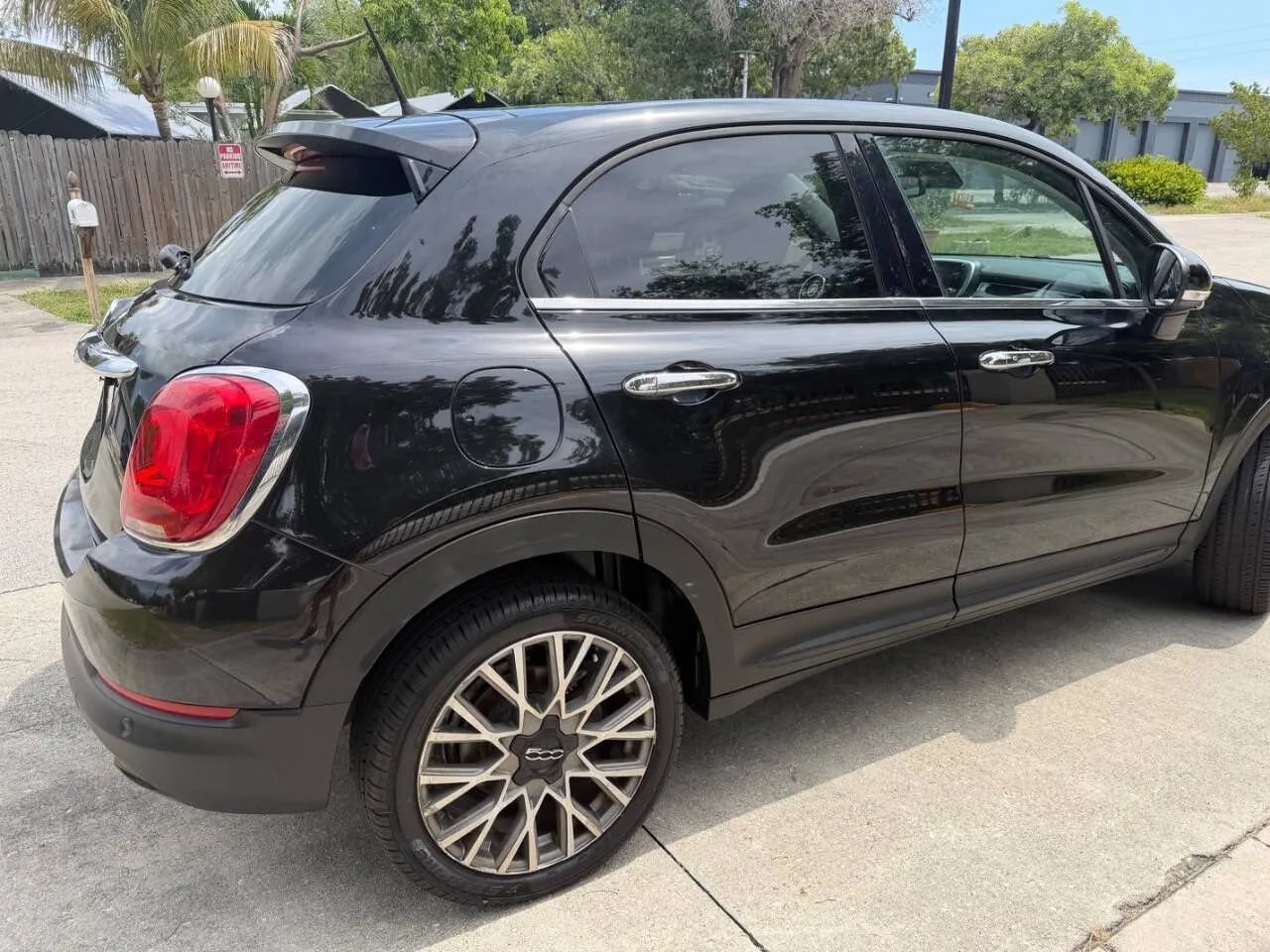 Used 2017 FIAT 500X Lounge w/ Lounge Premium Package (FWD) image 9
