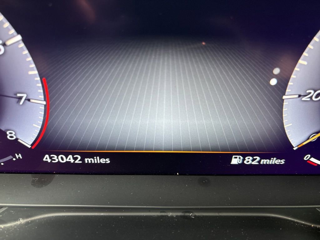 Used 2023 INFINITI QX60 Sensory w/ Cargo Package image 39