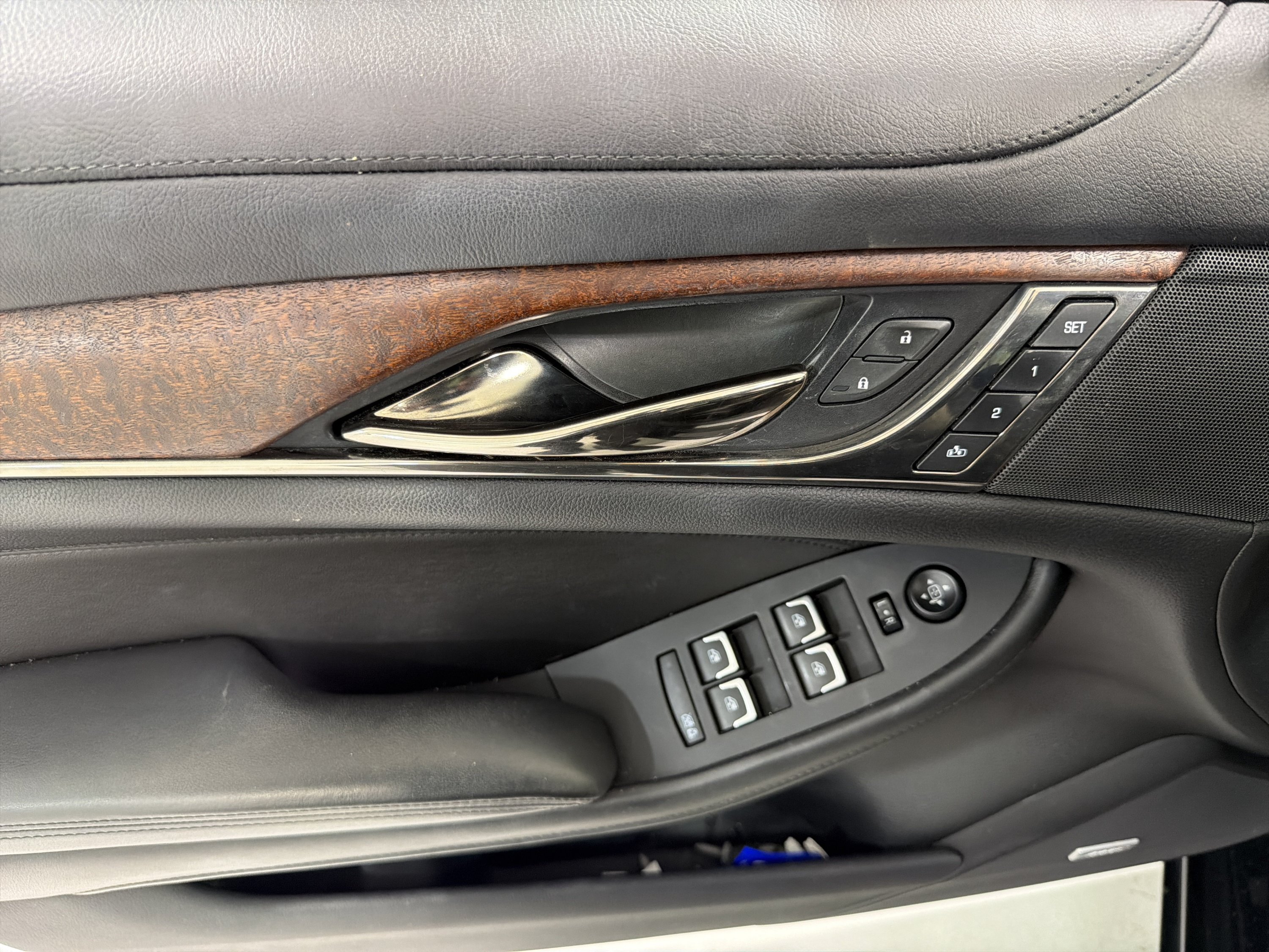 Used 2019 Cadillac CTS Luxury RWD image 14
